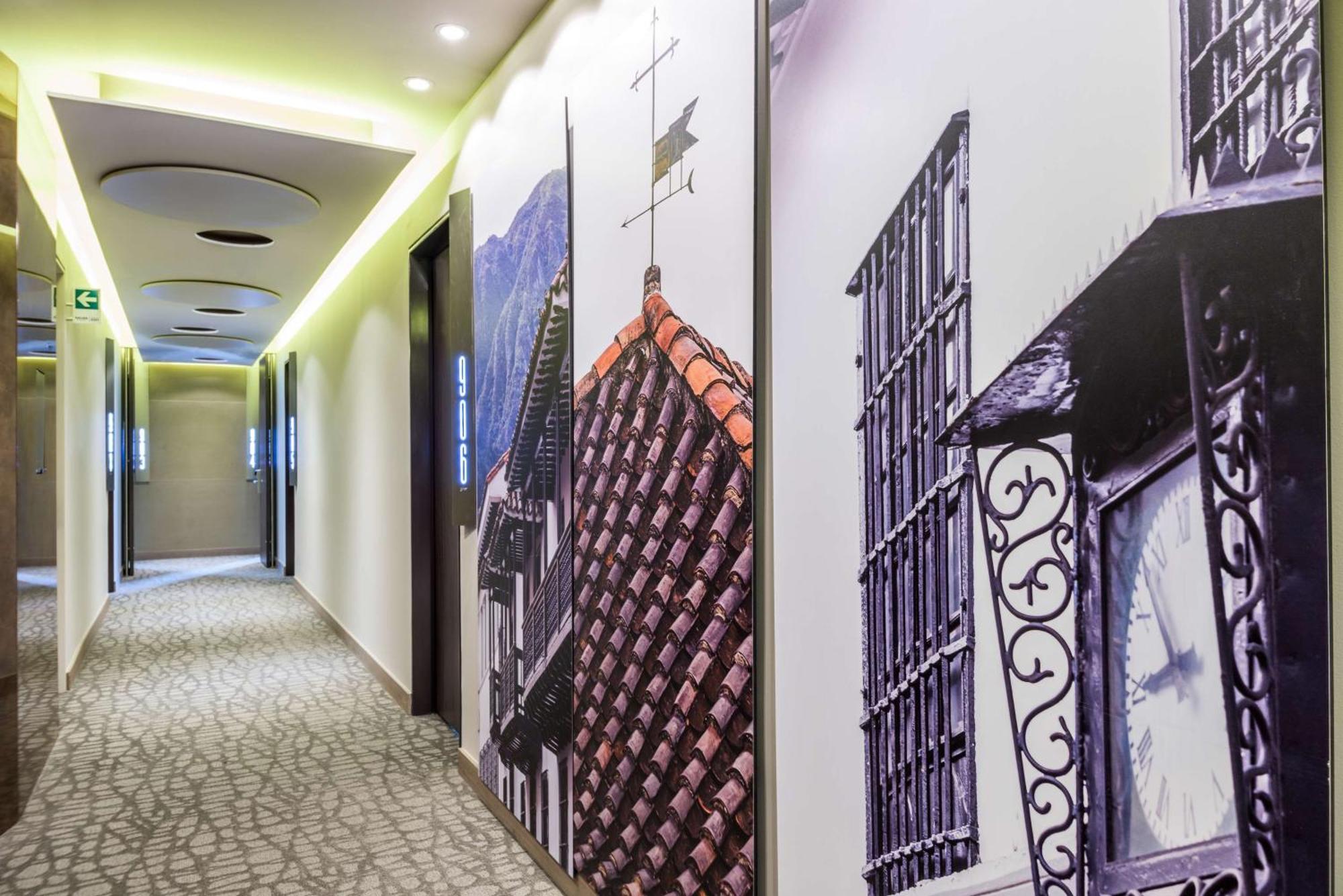 Hotel Nh Collection Bogota Terra 100 Royal Extérieur photo Corridor